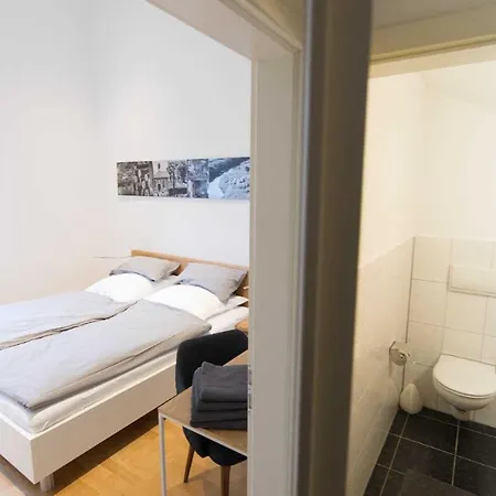 Apartment Grosse Luxus-ferienwohnung Im Alten Lokschuppen *